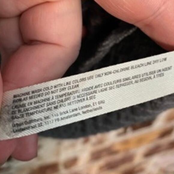 Free People Movement Gray Zip It Layer Stretch Athletic Jacket Top w Thumb Loop - Picture 7 of 11